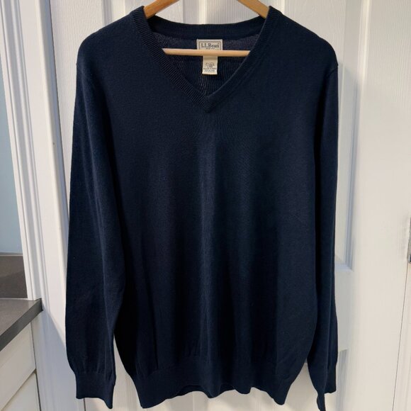 L.L. Bean Dark Navy Cotton Cashmere Blend V-Neck Sweater Size Large Reg - Picture 6 of 6